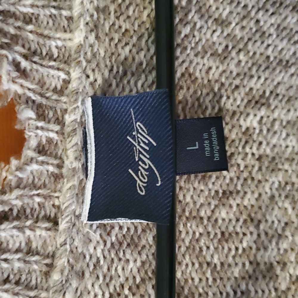 Sweater - Picture 3 of 3